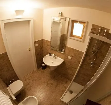 Liberty לינה וארוחת בוקר