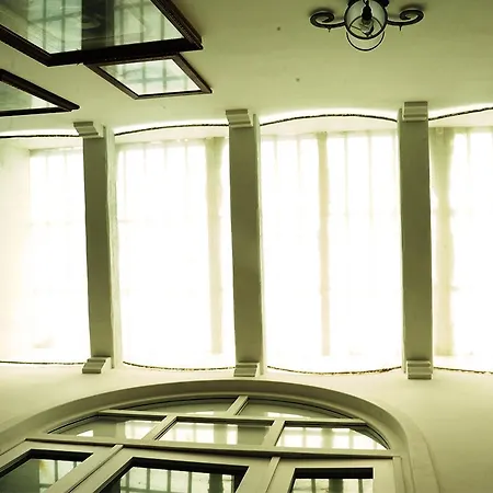 Liberty לינה וארוחת בוקר 3*